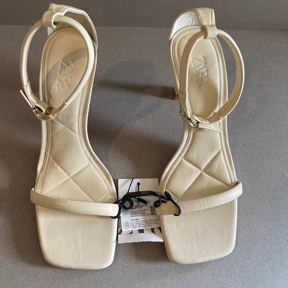 💫 Zara Leather Heels - NEW 💫